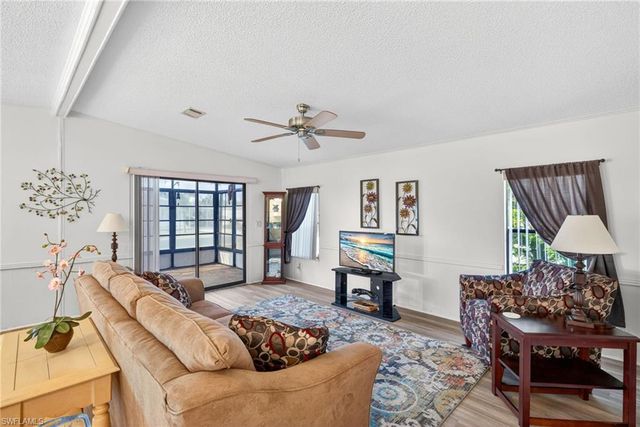 10220 Wales LOOP, Bonita Springs, FL 34135