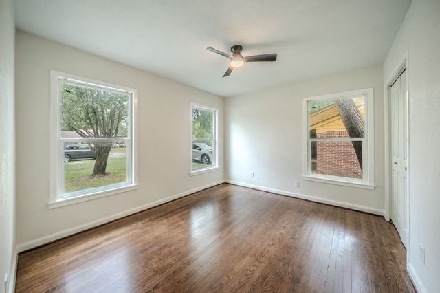 10513 Aledo Drive, Dallas, TX 75228