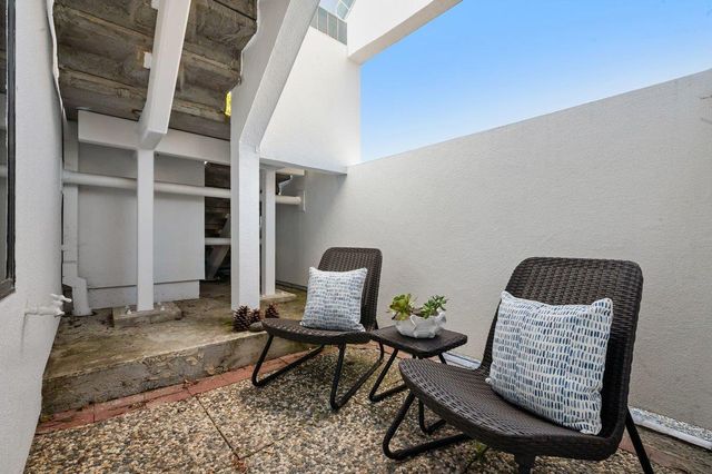 601 Portofino Lane, Foster City, CA 94404