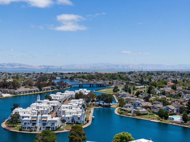 601 Portofino Lane, Foster City, CA 94404