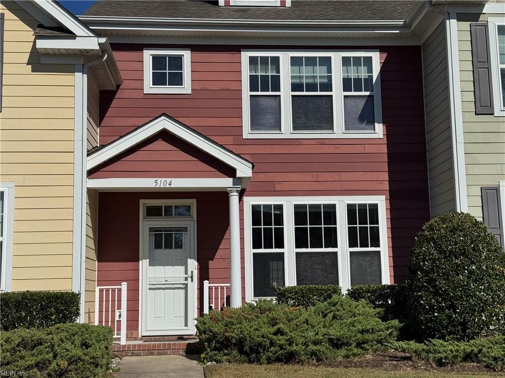 5104 Lombard ST, Chesapeake, VA 23321