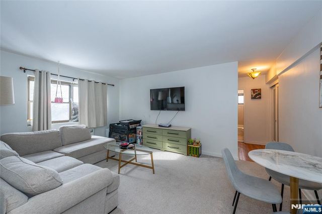 3071 Edwin 2F, Fort Lee, NJ 07024