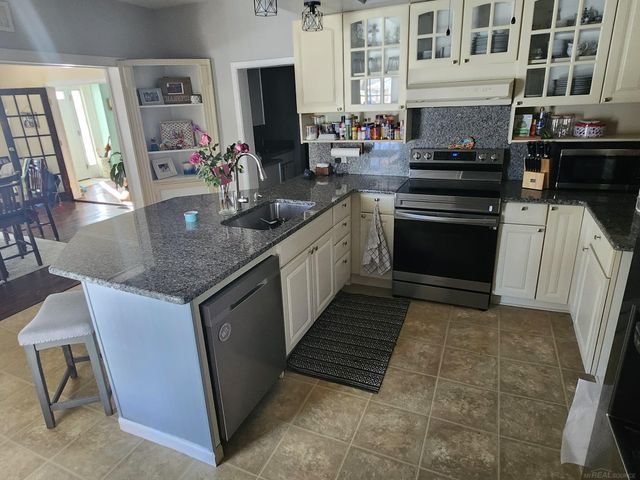 7127 Lake Street, Lexington, MI 48450