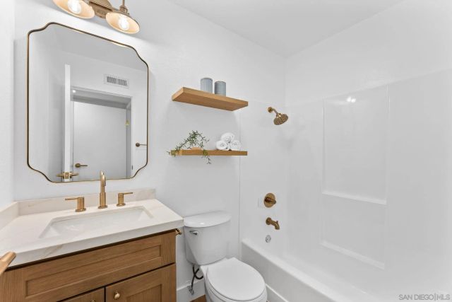 5166 Abuela Dr, San Diego, CA 92124