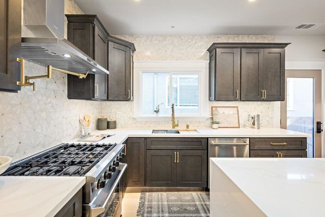 1634 Blake St, Berkeley, CA 94703