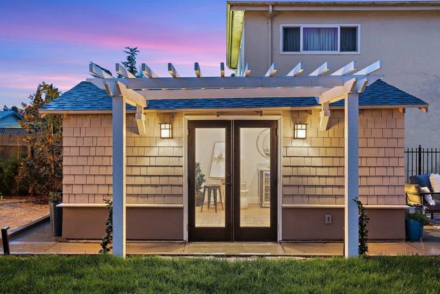 1634 Blake St, Berkeley, CA 94703