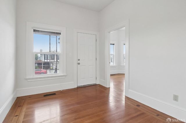 556 Baden Avenue, South San Francisco, CA 94080