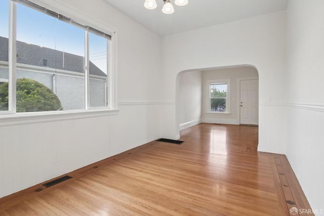 556 Baden Avenue, South San Francisco, CA 94080