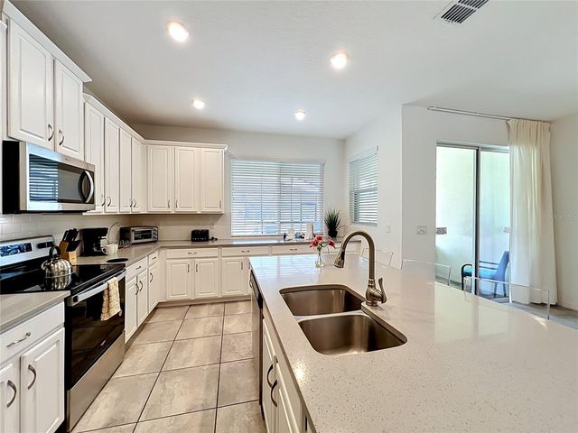 8976 AMELIA DOWNS TRAIL, Kissimmee, FL 34747