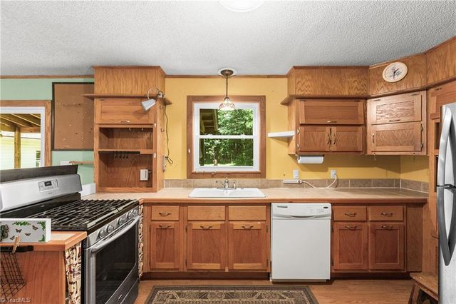 141 Winged Elm Lane, Mooresville, NC 28115