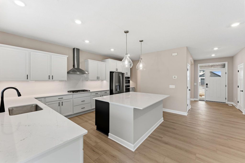 18623 Hythe Lane, Lakeville, MN 55044 — photo 3