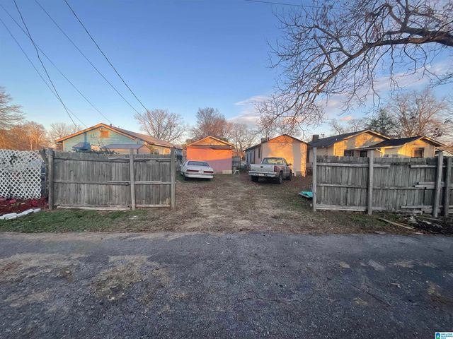 1262 AVENUE M, Birmingham, AL 35218