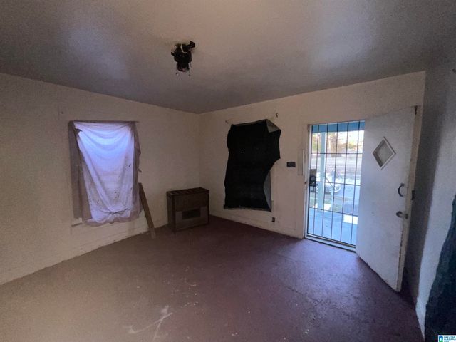 1262 AVENUE M, Birmingham, AL 35218