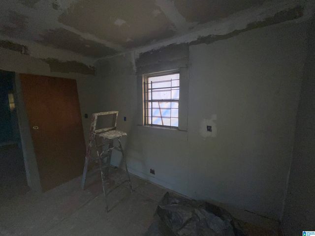 1262 AVENUE M, Birmingham, AL 35218