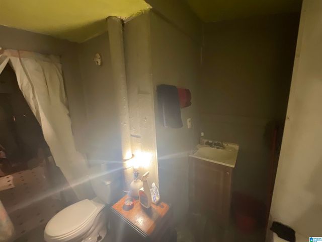 1262 AVENUE M, Birmingham, AL 35218