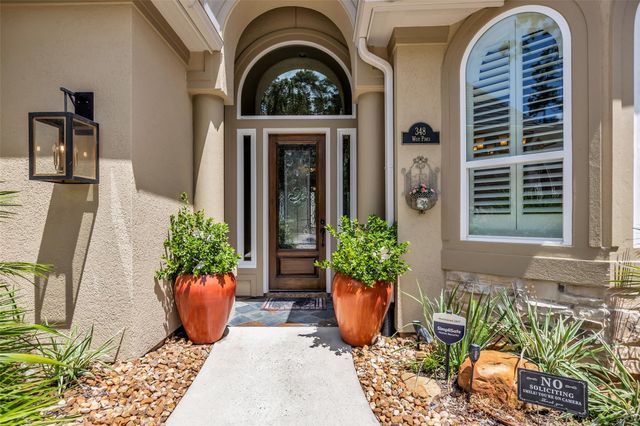348 W Pines Drive, Montgomery, TX 77356