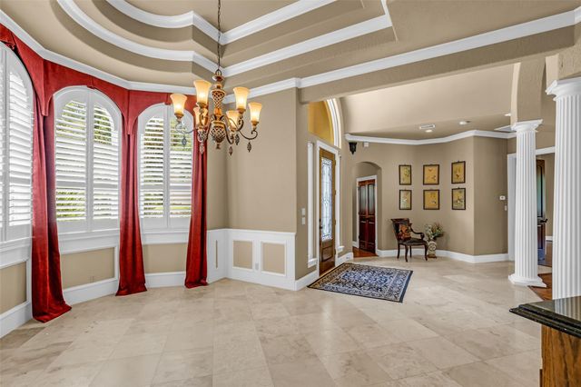 348 W Pines Drive, Montgomery, TX 77356