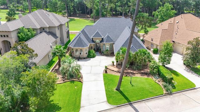 348 W Pines Drive, Montgomery, TX 77356