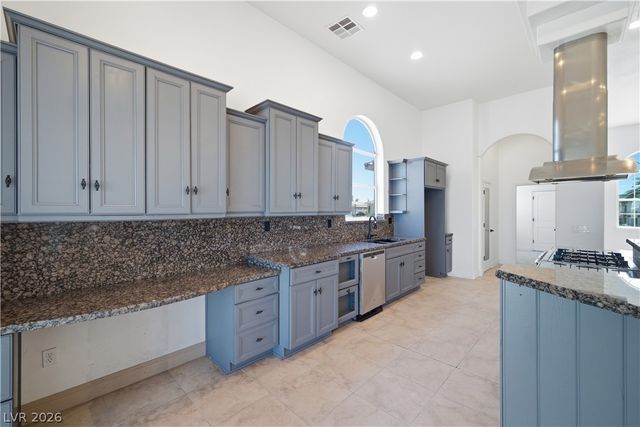 460 East Hickory Street, Pahrump, NV 89048