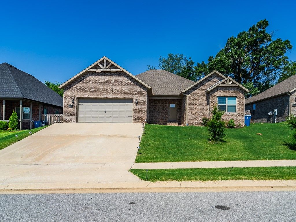 3602 SW Brittany Road, Bentonville, AR 72713