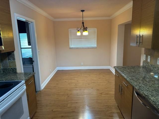 732 SE 11th Avenue, Deerfield Beach, FL 33441