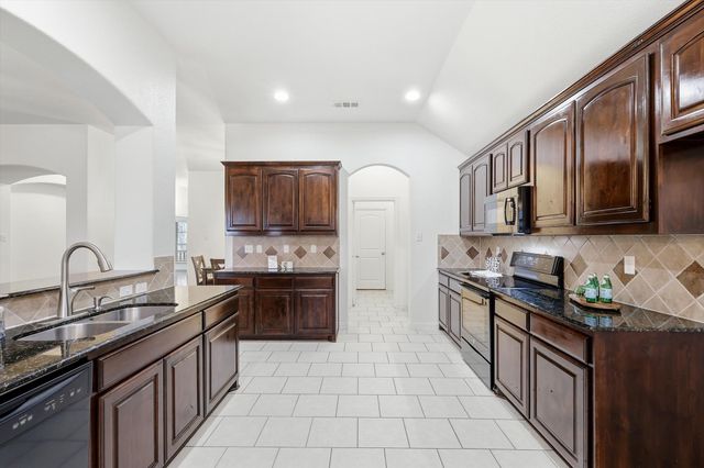 3818 Downing Drive, Midlothian, TX 76065