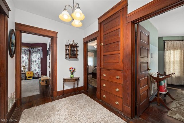 1032 W 4th Street, Lorain, OH 44052
