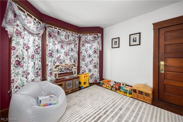 1032 W 4th Street, Lorain, OH 44052