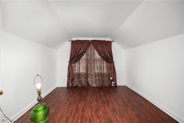 1032 W 4th Street, Lorain, OH 44052