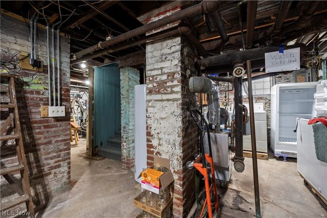 1032 W 4th Street, Lorain, OH 44052