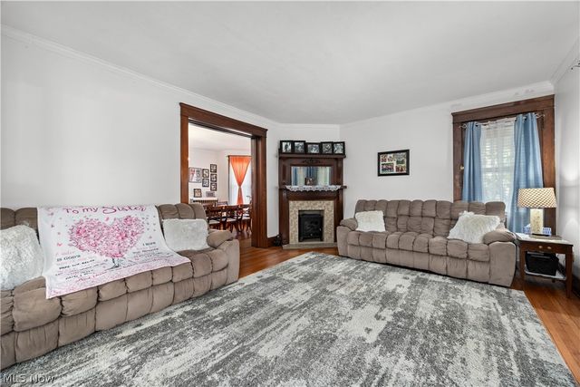 1032 W 4th Street, Lorain, OH 44052