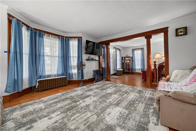 1032 W 4th Street, Lorain, OH 44052