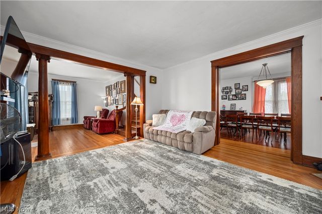 1032 W 4th Street, Lorain, OH 44052