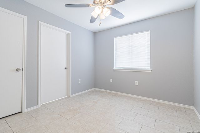 6711 Dragon Tooth, San Antonio, TX 78242