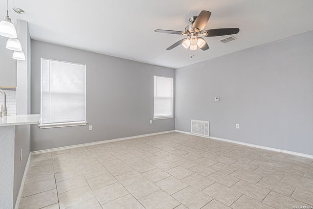 6711 Dragon Tooth, San Antonio, TX 78242