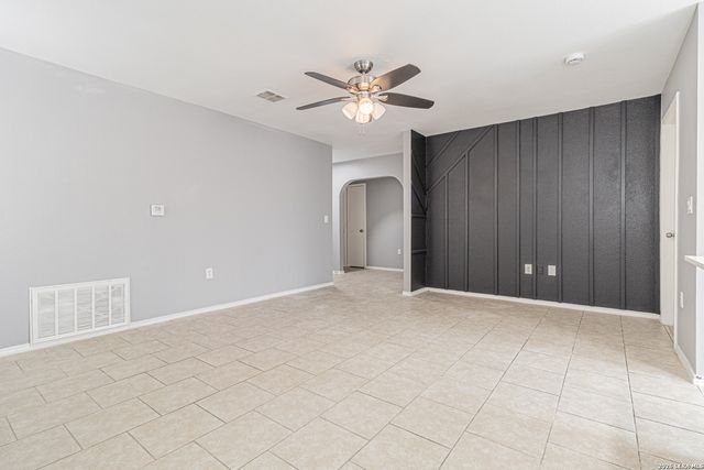 6711 Dragon Tooth, San Antonio, TX 78242