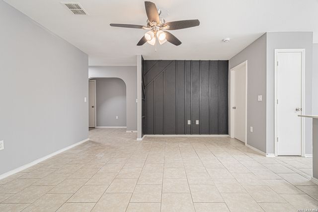 6711 Dragon Tooth, San Antonio, TX 78242