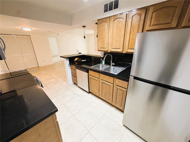 7483 SW 82nd Street A102, Miami, FL 33143