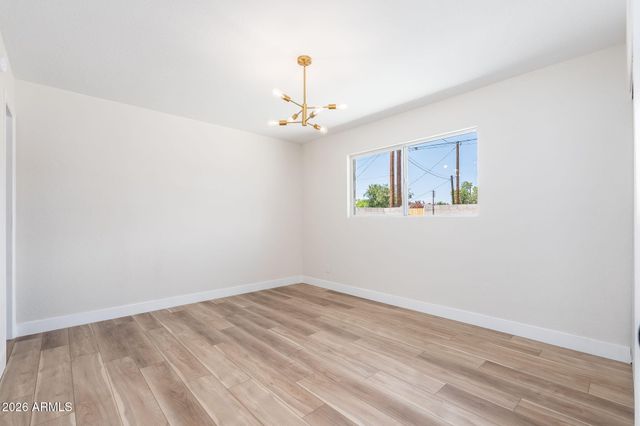 3830 W CLAREMONT Street, Phoenix, AZ 85019