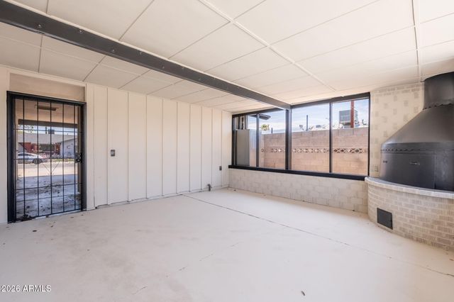 3830 W CLAREMONT Street, Phoenix, AZ 85019