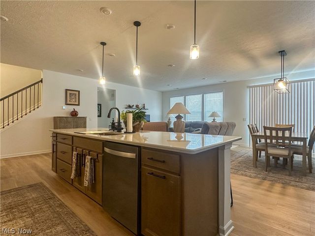 8139 Brookview Lane, Mentor, OH 44060