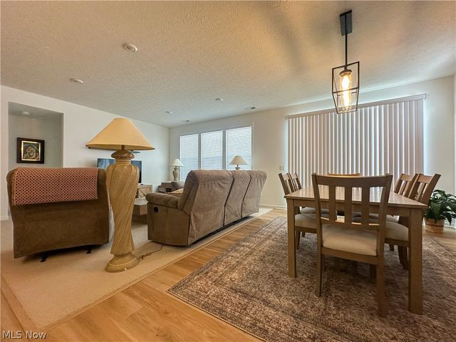 8139 Brookview Lane, Mentor, OH 44060