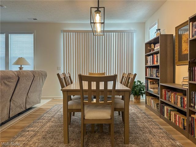 8139 Brookview Lane, Mentor, OH 44060