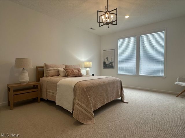 8139 Brookview Lane, Mentor, OH 44060