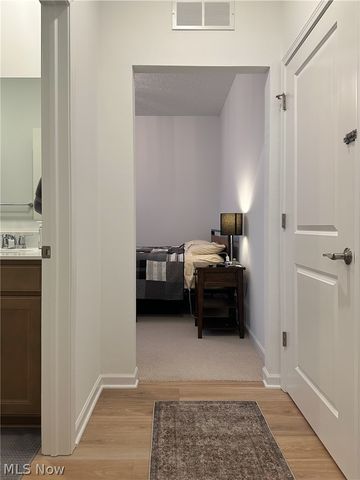 8139 Brookview Lane, Mentor, OH 44060