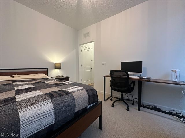 8139 Brookview Lane, Mentor, OH 44060