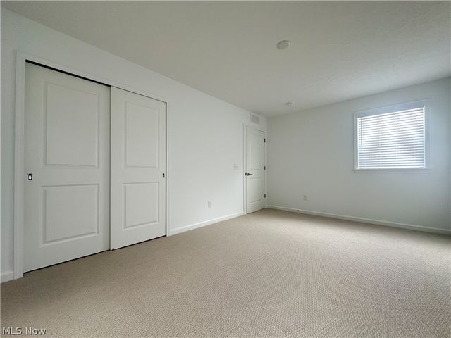 8139 Brookview Lane, Mentor, OH 44060