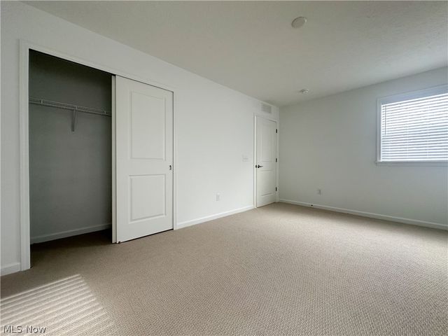 8139 Brookview Lane, Mentor, OH 44060