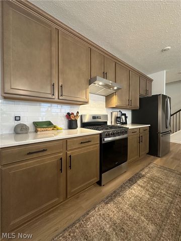 8139 Brookview Lane, Mentor, OH 44060