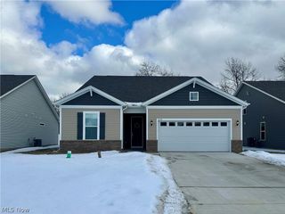 8139 Brookview Lane, Mentor, OH 44060